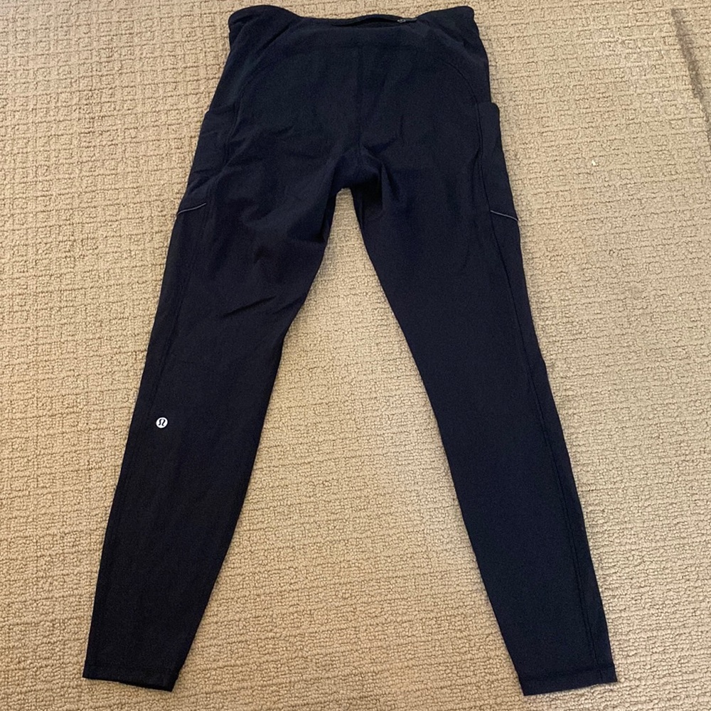Lululemon Speed Up Tight 28" in Black
